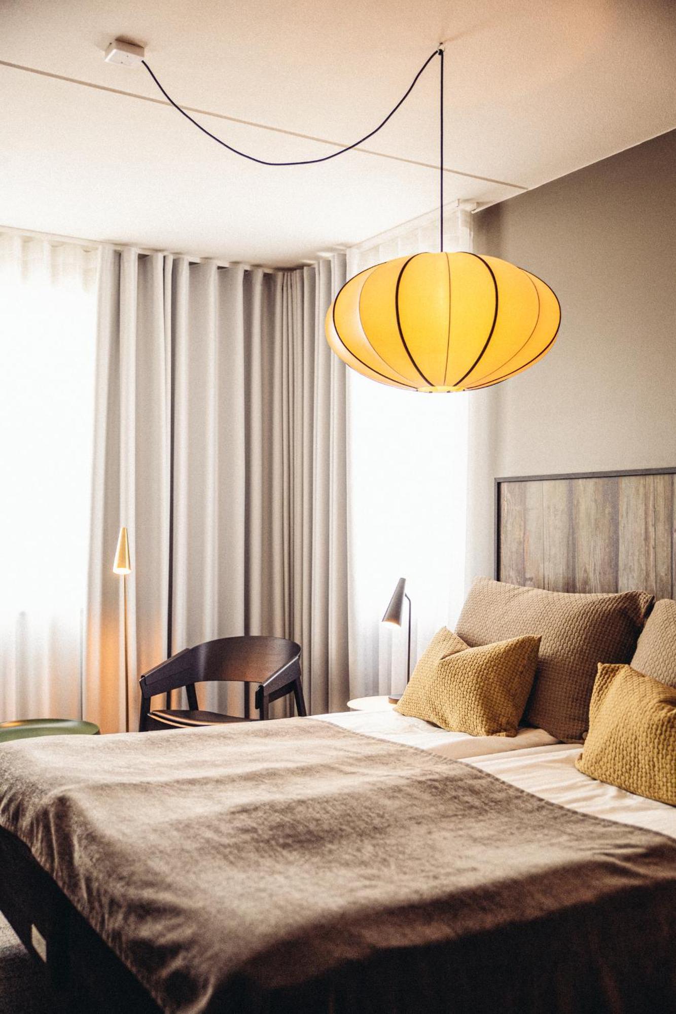 วาร์เบิร์ก คุสโทเทล Hotel วาร์แบร์ก ภายนอก รูปภาพ